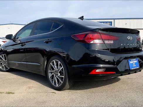Used 2020 Hyundai Elantra Limited FWD image 3