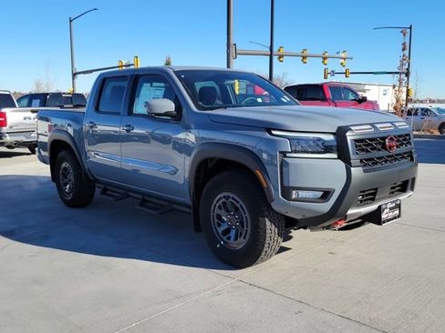 New 2026 Nissan Frontier PRO-4X w/ Pro-4x Convenience Package image 4