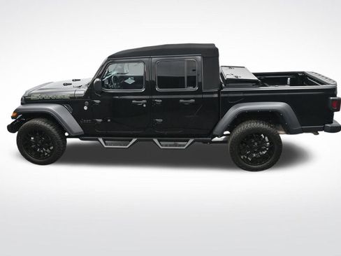 Used 2023 Jeep Gladiator Sport image 28