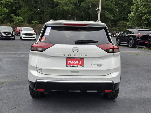 New 2026 Nissan Rogue Platinum AWD/4WD image 4