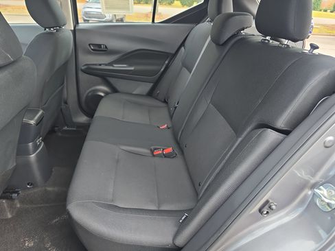 Used 2024 Nissan Kicks S image 14