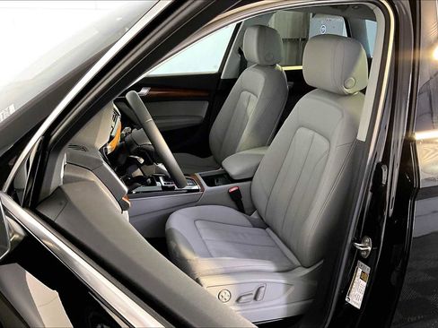 Used 2023 Audi Q5 2.0T Premium Plus w/ Premium Plus Package image 8