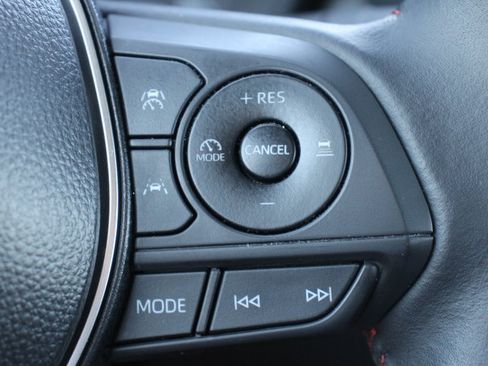 Used 2025 Toyota Corolla Cross AWD Hybrid w/ Moonroof Package image 24