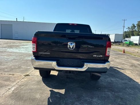 Used 2024 RAM 2500 Big Horn AWD/4WD image 4