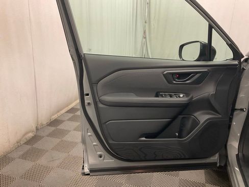 New 2026 Subaru Forester Premium AWD/4WD image 22