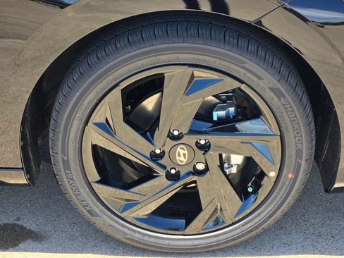 New 2026 Hyundai Elantra SEL Sport Premium FWD image 8