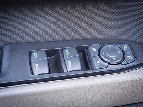 Used 2024 Chevrolet Silverado 1500 ZR2 w/ Technology Package image 17