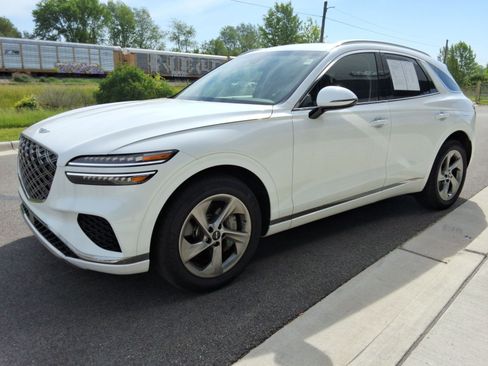 Certified 2026 Genesis GV70 2.5T Select AWD/4WD image 1