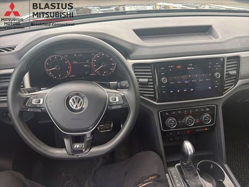 Used 2019 Volkswagen Atlas SEL R-Line AWD/4WD image 39