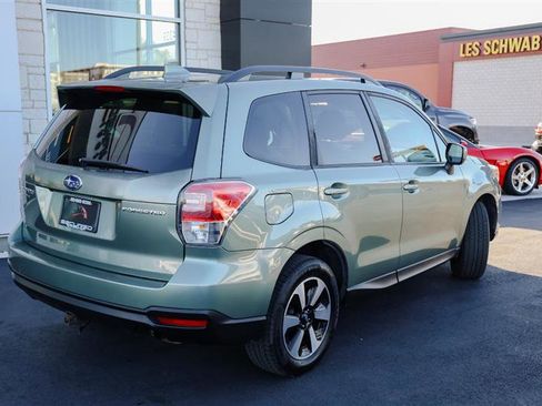 Used 2018 Subaru Forester 2.5i Premium image 5