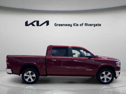 Used 2019 RAM 1500 Laramie AWD/4WD image 8
