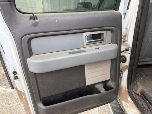 Used 2011 Ford F150 XLT w/ XLT Chrome Pkg image 21