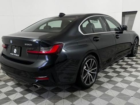 Used 2022 BMW 330i xDrive Sedan w/ Driving Assistance Package image 7