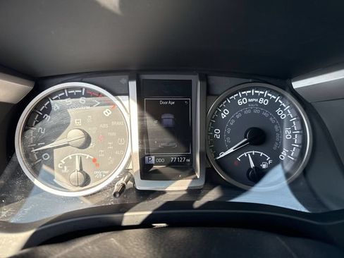 Used 2023 Toyota Tacoma SR5 RWD image 15