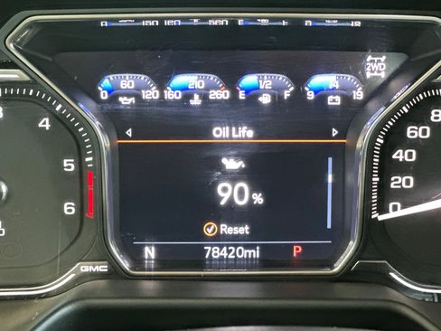 Used 2021 GMC Yukon SLT image 28