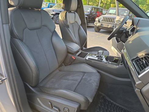 Used 2022 Audi SQ5 Premium image 10