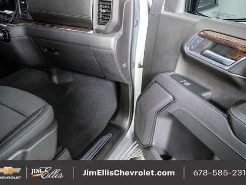 Used 2024 GMC Sierra 1500 Elevation image 24