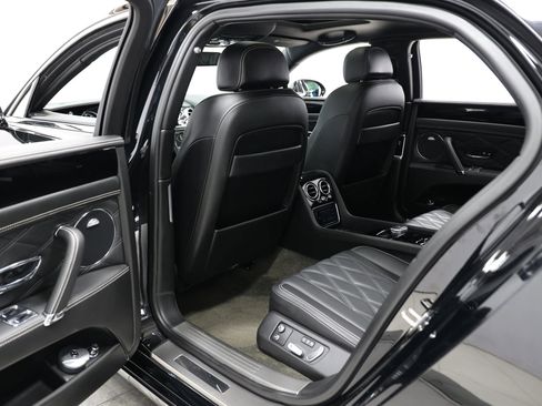 Used 2014 Bentley Flying Spur W12 image 54