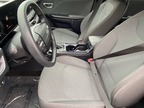 Used 2025 Kia K4 FWD image 22