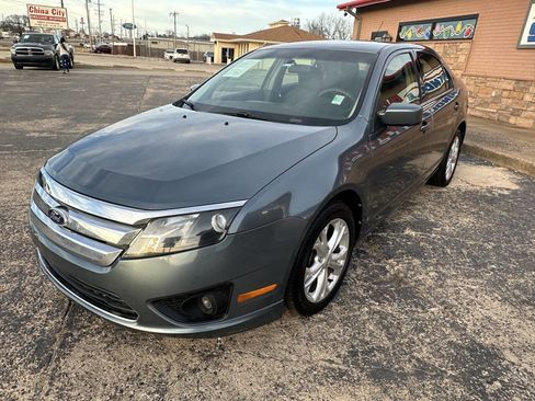 Used 2012 Ford Fusion SE image 5
