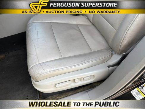 Used 2014 Honda Pilot Touring image 23
