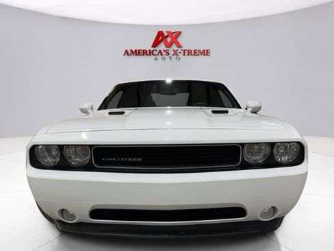 Used 2012 Dodge Challenger SXT Plus image 2