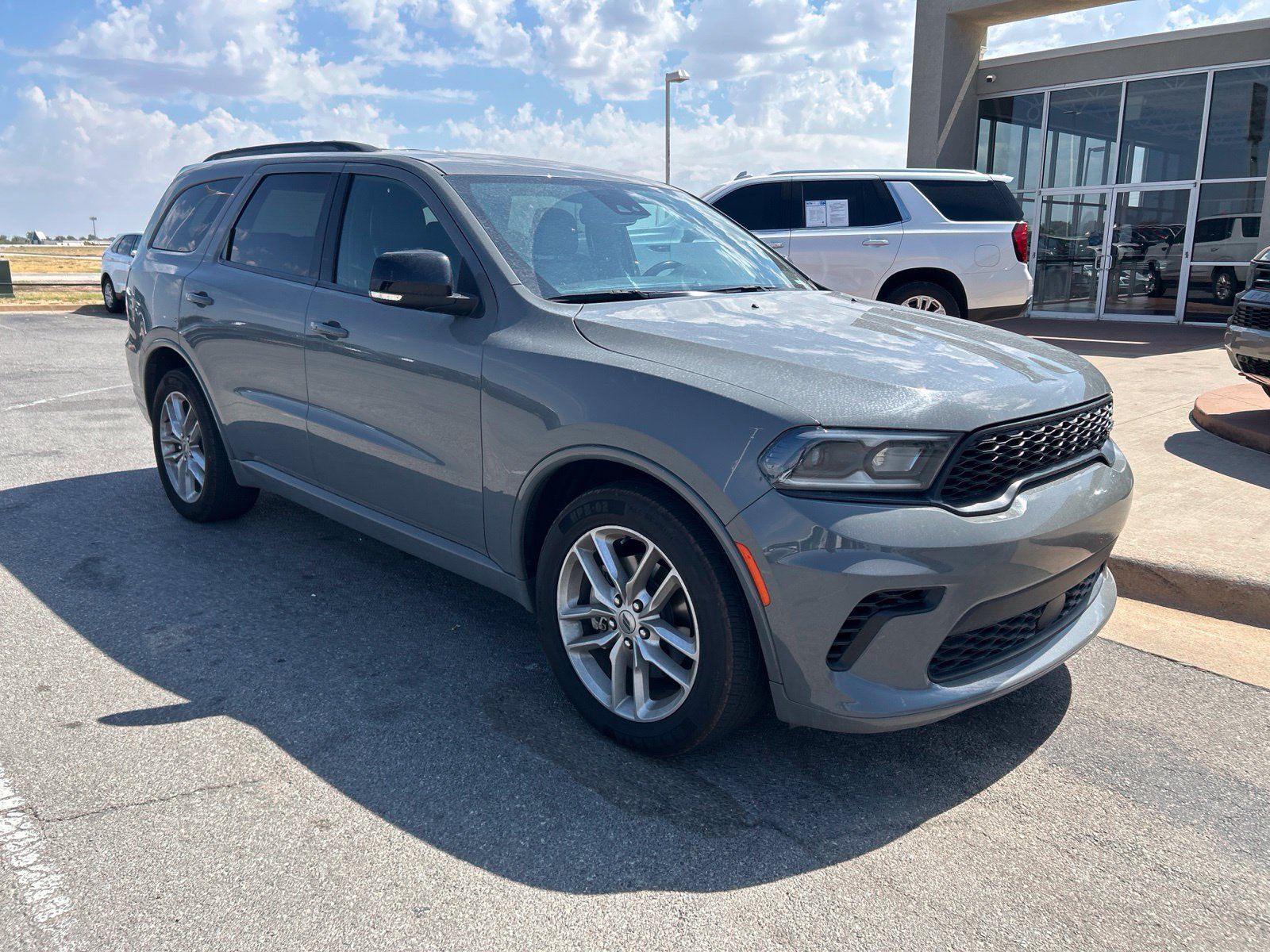 Used 2024 Dodge Durango GT RWD image 3