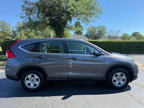 Used 2016 Honda CR-V LX image 5