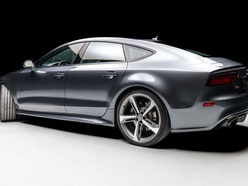 Used 2016 Audi RS 7 Prestige w/ Carbon-Optic Package image 23