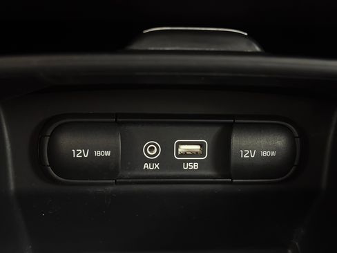 Used 2017 Kia Sorento FWD image 26