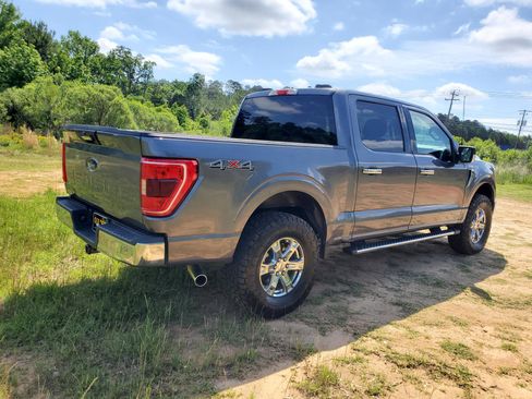 Used 2021 Ford F150 XLT w/ Equipment Group 301A Mid AWD/4WD image 8