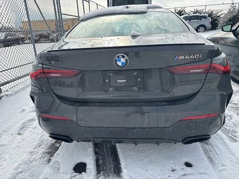 Used 2023 BMW 440i xDrive Coupe w/ Premium Package image 11