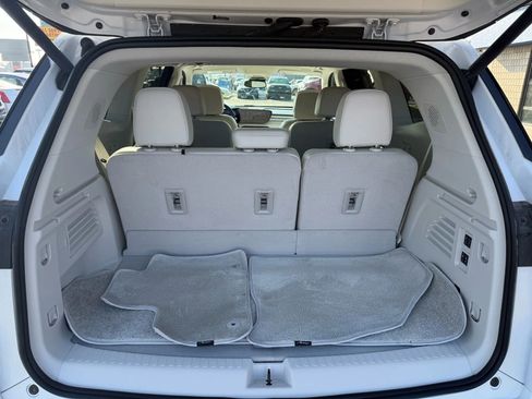 Used 2025 Buick Enclave Avenir w/ Trailering Package, 5000 lbs. image 27