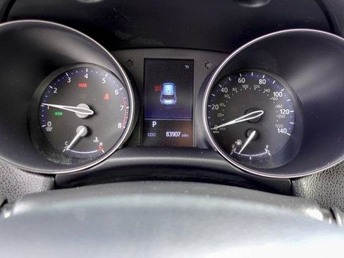 Certified 2019 Toyota C-HR XLE FWD image 16