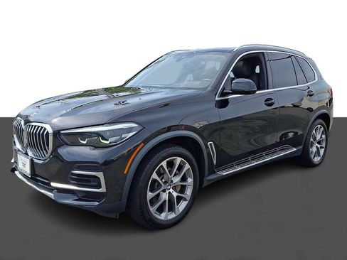 Used 2023 BMW X5 xDrive40i w/ Premium Package AWD/4WD image 3