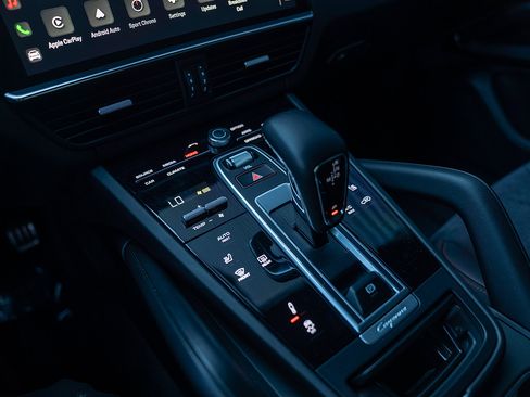 Certified 2023 Porsche Cayenne GTS AWD/4WD image 15