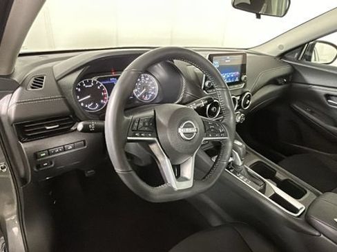 Used 2025 Nissan Sentra SV w/ All-Weather Package FWD image 13