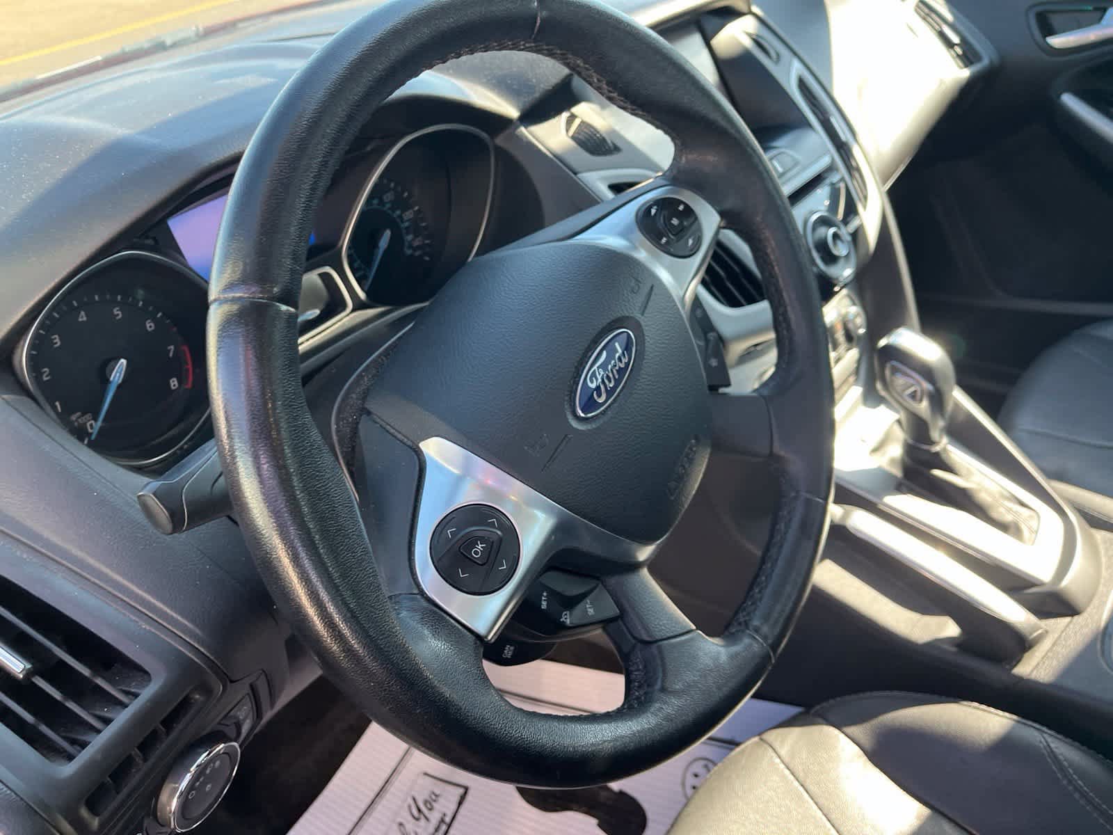 Used 2013 Ford Focus SE FWD image 29