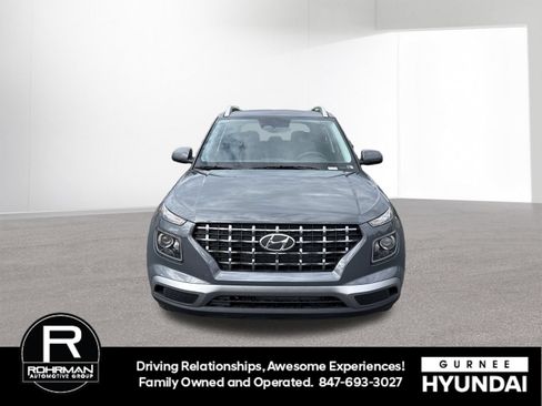 New 2026 Hyundai Venue SEL FWD image 3