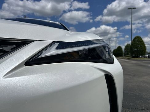 Used 2025 Lexus UX 300h FWD w/ Accessory Package (Z1) image 32
