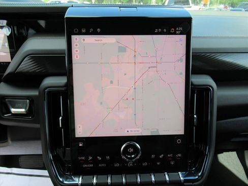 New 2026 GMC Yukon XL AT4 AWD/4WD image 27