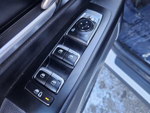 Used 2021 Kia Telluride LX image 10