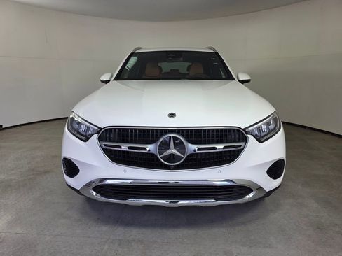 New 2026 Mercedes-Benz GLC 300 image 2