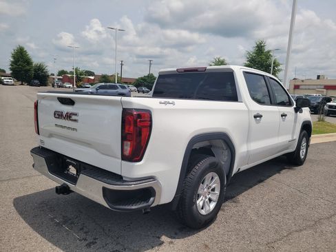 Used 2024 GMC Sierra 1500 Pro w/ Pro Value Package AWD/4WD image 3