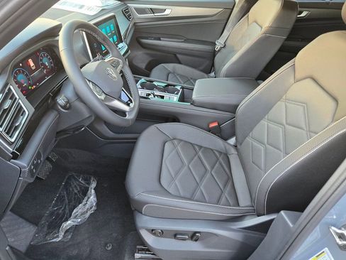 New 2025 Volkswagen Atlas Cross Sport SE AWD/4WD image 6