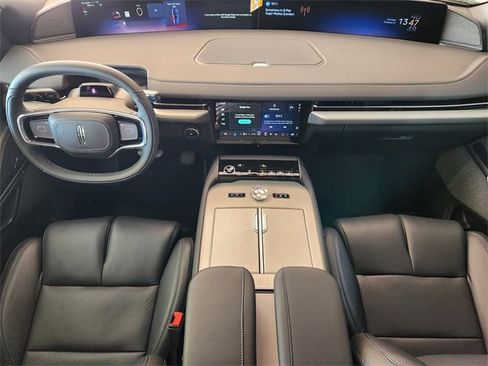 New 2025 Lincoln Navigator Reserve w/ Jet Appearance Package image 23