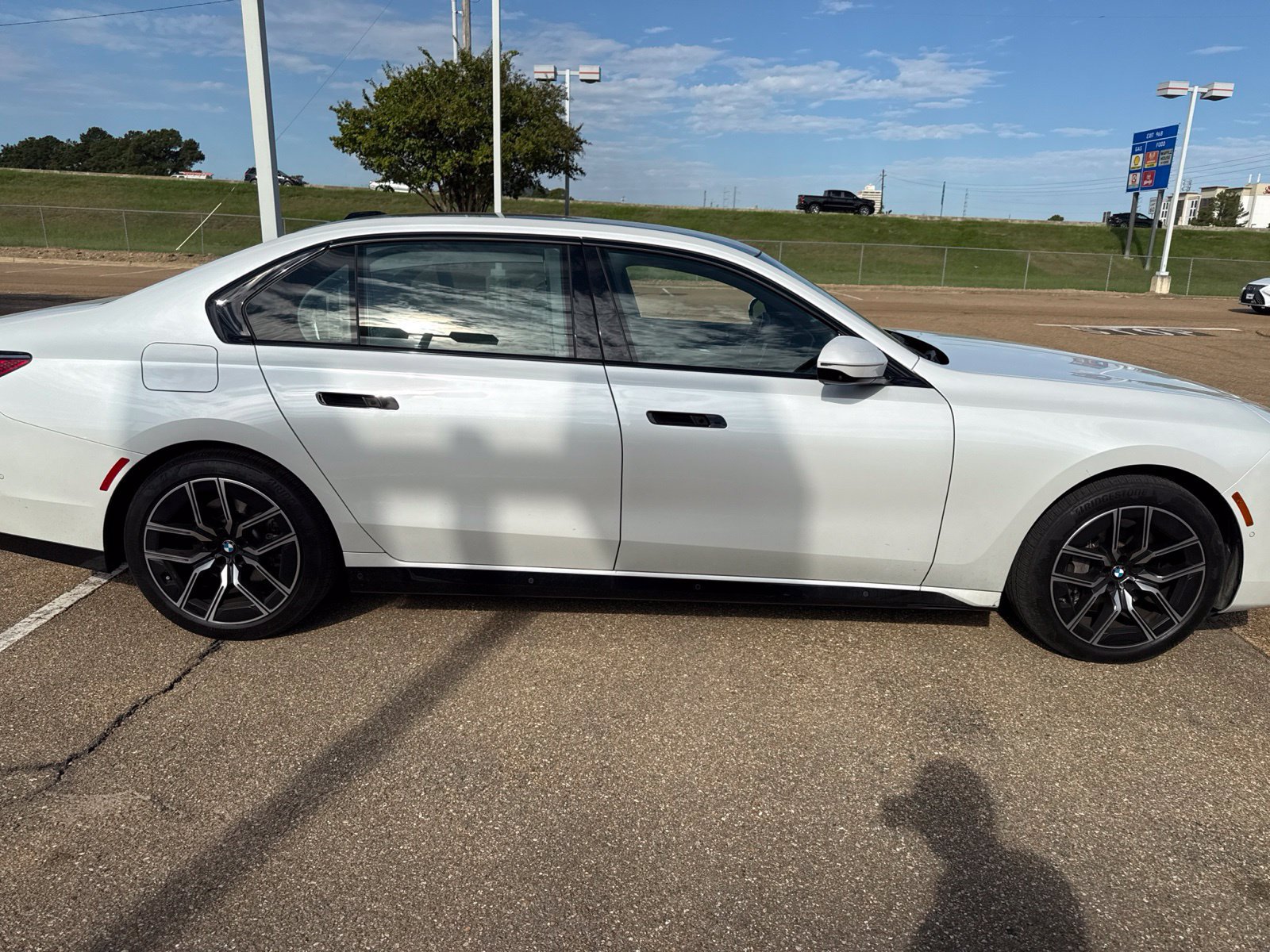 Certified 2024 BMW 740i w/ Executive Package RWD image 4