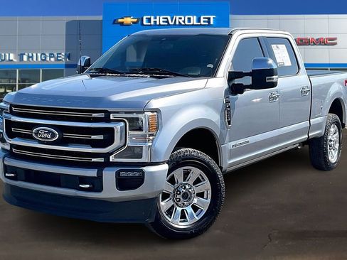 Used 2022 Ford F250 Platinum image 3