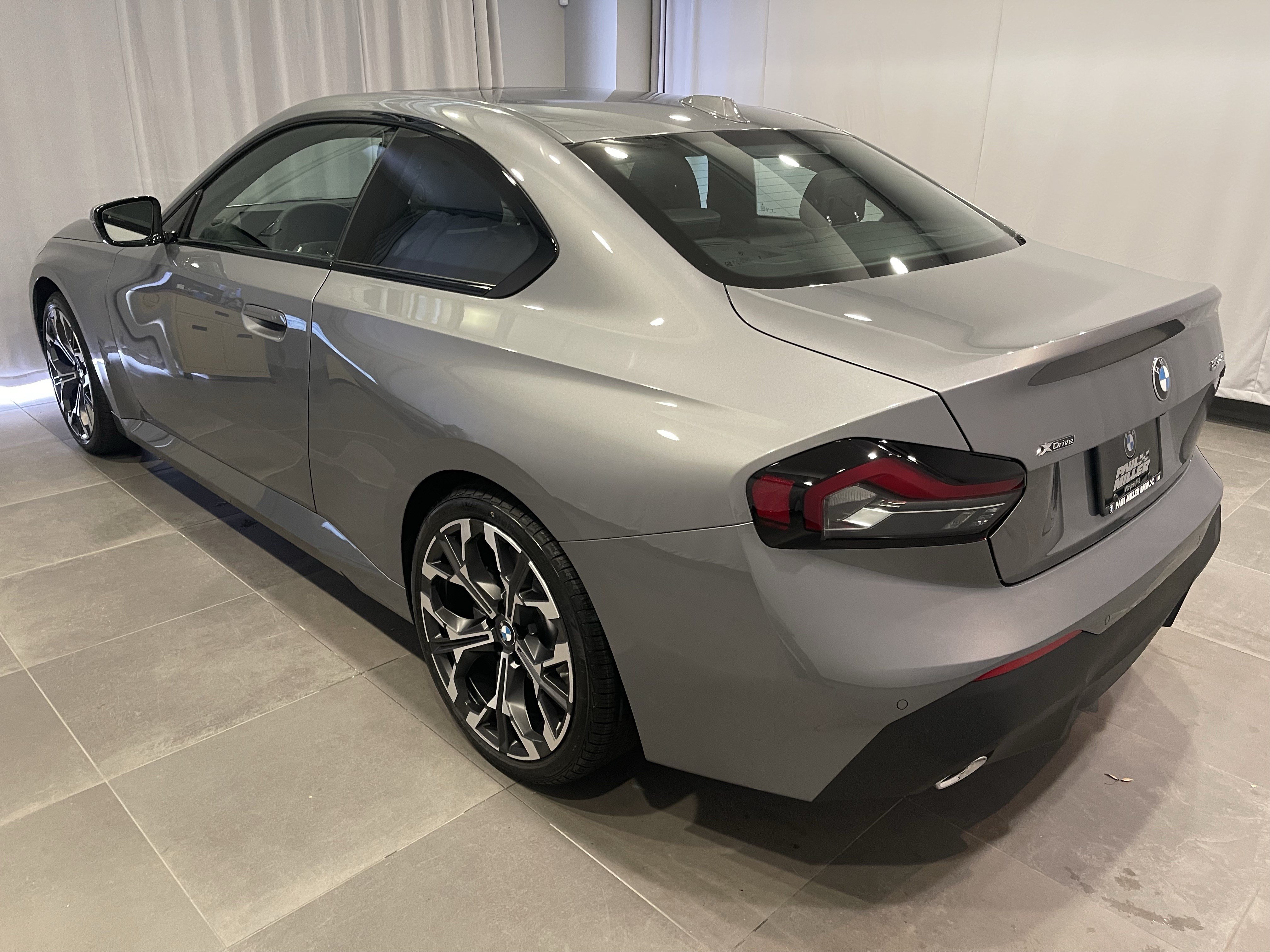 Used 2026 BMW 230i xDrive Coupe w/ Convenience Package AWD/4WD image 4