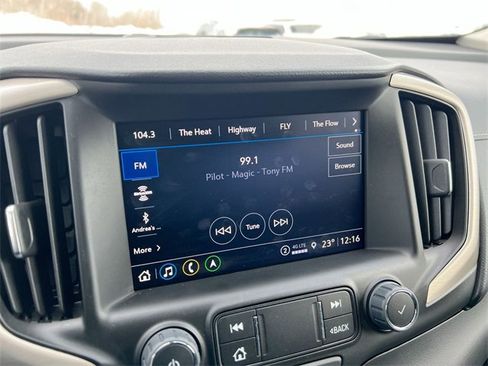 Used 2024 GMC Terrain Denali w/ Denali Premium Package image 13